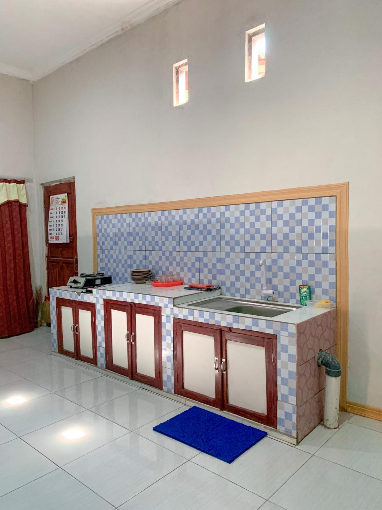 Romadhoni Homestay Magelang Exterior foto